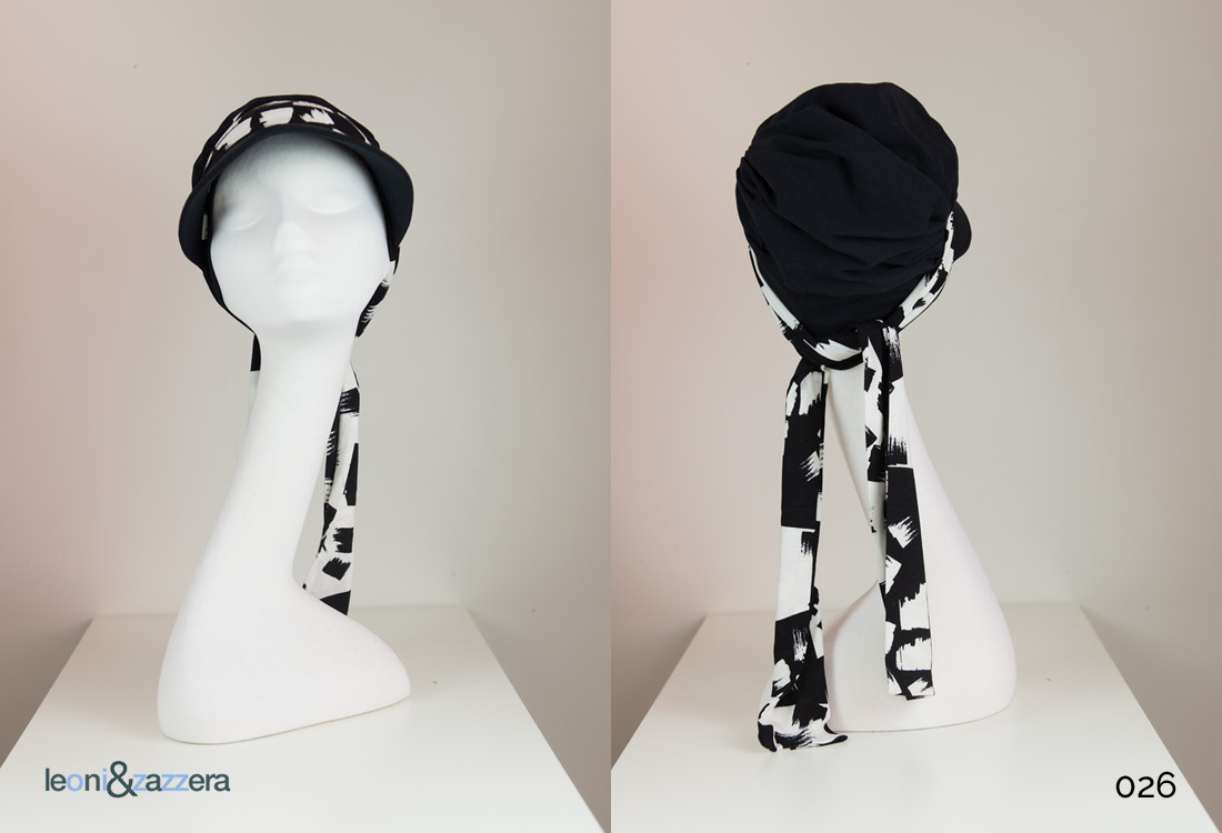 Copricapo foulard per chemioterapia ner e bianco